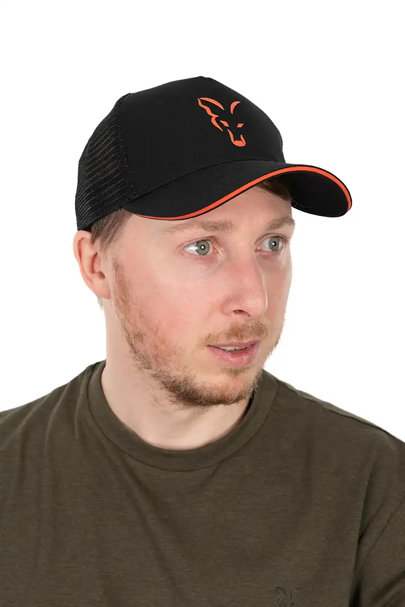 FOX Carp Collection Trucker Cap Black/Orange