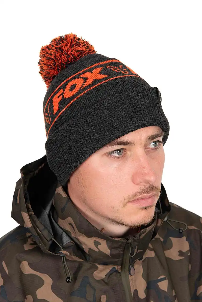 FOX Carp Collection Bobble Hat Black/Orange